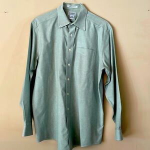 LL Bean Mens Long Sleeve Wrinkle Resistant Green Button-Down Shirt